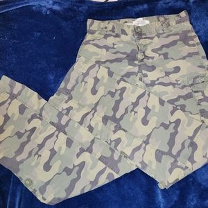 Old Navy size 4 stretch camo pants